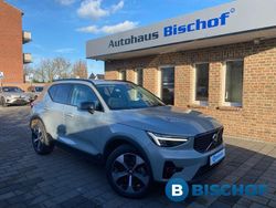 Grau Gebraucht 2025 Volvo XC40 Plus SUV | 34.990 € (Fairer Preis)