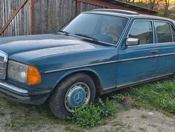 Blau Gebraucht 1979 Mercedes 200 Limousine | 3.113 €