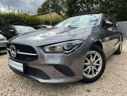 Grau Gebraucht 2022 Mercedes CLA200 Kombi | 29.990 € (Fairer Preis)