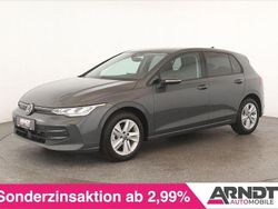 Delfingrau Gebraucht 2024 VW Golf VIII Life Limousine | 27.284 € (Guter Preis)