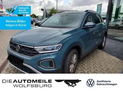 Petroleum blue metallic (metallic) Gebraucht 2023 VW T-Roc Life SUV | 19.390 € (Guter Preis)