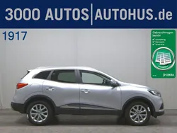 Grau Gebraucht 2020 Renault Kadjar LIMITED SUV | 16.980 € (Fairer Preis)