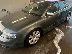 Grau Gebraucht 2002 Audi A4 Limousine | 3.300 € (Etwas zu teuer)