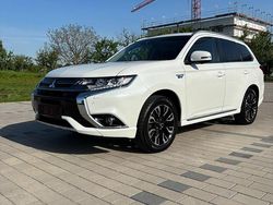 Weiß Gebraucht 2017 Mitsubishi Outlander P-HEV SUV | 18.480 € (Teuer)
