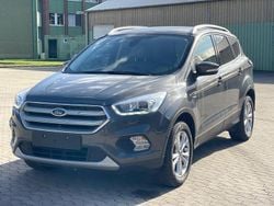 Grau Gebraucht 2019 Ford Kuga Titanium SUV | 9.000 € (Superpreis)