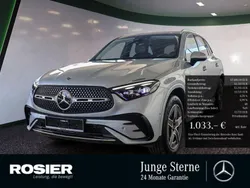 Silber / hightechsilber (metallic) Gebraucht 2024 Mercedes GLC300e AMG SUV | 67.480 € (Fairer Preis)