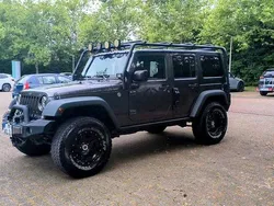 Grau Gebraucht 2016 Jeep Wrangler Unlimited Rubicon SUV | 37.900 € (Etwas zu teuer)