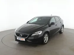 Schwarz Gebraucht 2016 Volvo V40 Momentum Kombi | 17.110 €