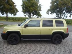 Grün Gebraucht 2012 Jeep Patriot Sport SUV | 3.900 € (Guter Preis)
