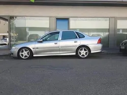 Silber Gebraucht 2000 Opel Vectra Limousine | 5.999 €
