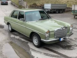 Grün Gebraucht 1976 Mercedes W114 Limousine | 18.900 €