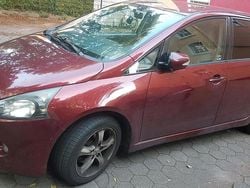 Rot Gebraucht 2004 Mitsubishi Grandis Van / Kleinbus | 3.099 € (Fairer Preis)