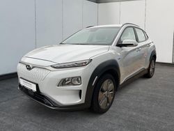Chalk white/weiß Gebraucht 2020 Hyundai Kona Basis SUV | 15.950 € (Fairer Preis)