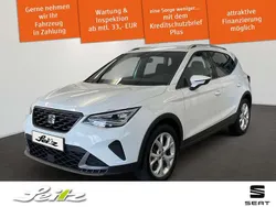 Nevada weiss Gebraucht 2024 Seat Arona FR SUV | 20.748 € (Fairer Preis)