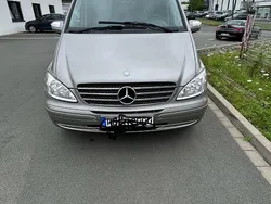Grau Gebraucht 2010 Mercedes Viano Edition Van / Kleinbus | 15.990 € (Etwas zu teuer)