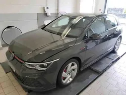 Grau Gebraucht 2023 VW Golf VIII GTI Limousine | 27.990 € (Fairer Preis)