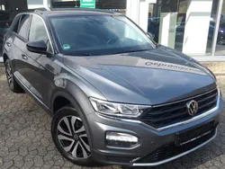 Grau Gebraucht 2021 VW T-Roc Active SUV | 22.450 € (Fairer Preis)