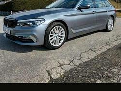 Grau Gebraucht 2018 BMW 530 Luxury Line Kombi | 21.000 € (Guter Preis)