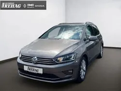 Grau Gebraucht 2015 VW Golf Sportsvan Highline Van / Kleinbus | 14.490 € (Fairer Preis)