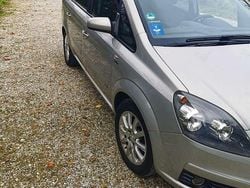 Gebraucht 2007 Opel Zafira Edition Van / Kleinbus | 1.950 € (Guter Preis)