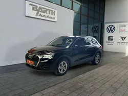 Schwarz Gebraucht 2022 Audi Q3 Ambiente SUV | 37.990 € (Etwas zu teuer)
