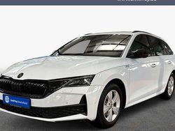 Weiss Gebraucht 2024 Skoda Octavia SportLine Kombi | 33.990 €