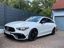 Weiß Gebraucht 2020 Mercedes CLA250 AMG Limousine | 33.499 € (Fairer Preis)