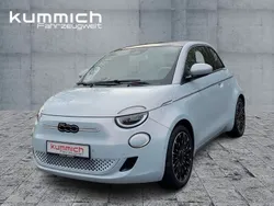 Himmel blau (blau) Gebraucht 2022 Fiat 500e La Prima Limousine | 22.990 €