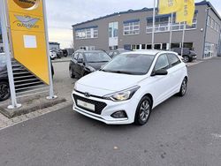 Weiß Gebraucht 2020 Hyundai i20 YES! Kleinwagen | 12.300 € (Fairer Preis)