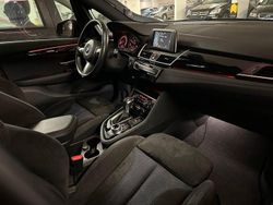 Schwarz Gebraucht 2016 BMW 220 Active Tourer Sport Line Van / Kleinbus | 14.000 € (Superpreis)