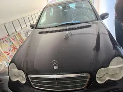 Blau Gebraucht 2001 Mercedes C180 Avantgarde Limousine | 5.000 € (Teuer)