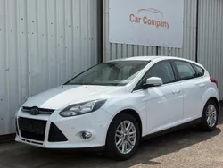 Weiß Gebraucht 2013 Ford Focus Titanium Kleinwagen | 6.450 € (Etwas zu teuer)
