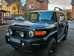 Schwarz Gebraucht 2008 Toyota FJ Cruiser SUV | 22.999 €