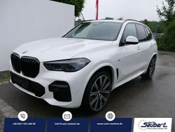 Minerailweiss Gebraucht 2023 BMW X5 M Sport SUV | 56.990 € (Superpreis)