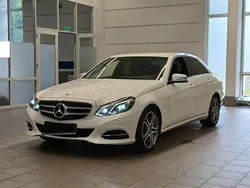 Weiß Gebraucht 2015 Mercedes E200 Limousine | 20.950 € (Teuer)