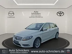 Weiss Gebraucht 2014 Mercedes B200 Van / Kleinbus | 14.990 € (Etwas zu teuer)