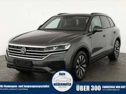 Grau Gebraucht 2025 VW Touareg SUV | 59.995 € (Guter Preis)