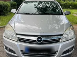 Silber Gebraucht 2008 Opel Astra Kombi | 1.300 € (Superpreis)