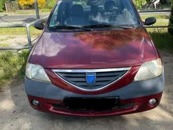 Rot Gebraucht 2005 Dacia Logan Lauréate Limousine | 800 € (Guter Preis)