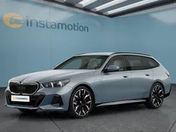 Grün Neu 2025 BMW 220 Kombi | 94.449 €