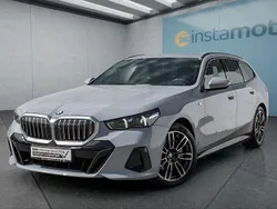 Grau Gebraucht 2024 BMW 540 Kombi | 68.149 € (Etwas zu teuer)