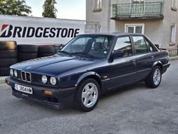 Blau Gebraucht 1990 BMW 316 Limousine | 3.400 €