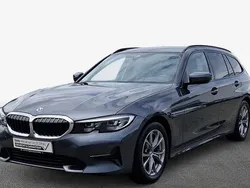 Mineralgrau metallic Gebraucht 2022 BMW 320 Sport Line Kombi | 28.780 € (Fairer Preis)