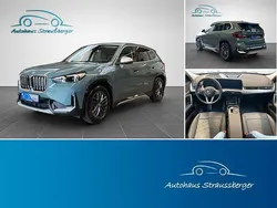 Grün Gebraucht 2023 BMW iX1 xLine SUV | 36.990 € (Superpreis)