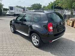 Schwarz Gebraucht 2011 Dacia Duster Lauréate SUV | 4.990 € (Fairer Preis)