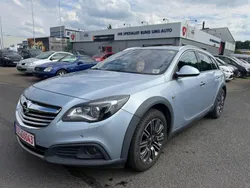 Blau Gebraucht 2015 Opel Insignia Kombi | 9.999 € (Etwas zu teuer)
