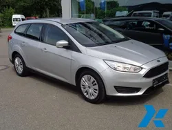 Silber Gebraucht 2017 Ford Focus Trend Kombi | 13.990 €