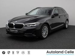 Saphirschwarz metallic457schwarz Gebraucht 2021 BMW 530 Sport Line Limousine | 25.999 € (Guter Preis)