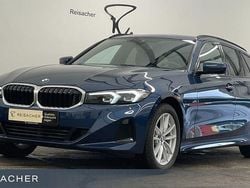 Blau Gebraucht 2024 BMW 318 Shadowline Limousine | 31.900 € (Superpreis)