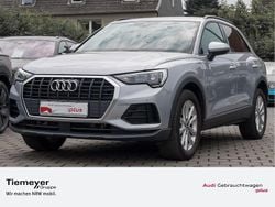 Florettsilber metallic Gebraucht 2022 Audi Q3 S-Line SUV | 30.870 € (Guter Preis)